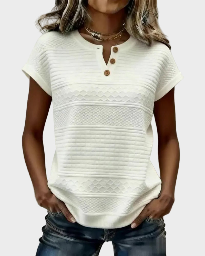 Vanilla |Κοντομάνικο T-shirt με V Λαιμόκοψη, Κουμπιά και Σχέδιο Πλεξούδα (Cable Pattern)