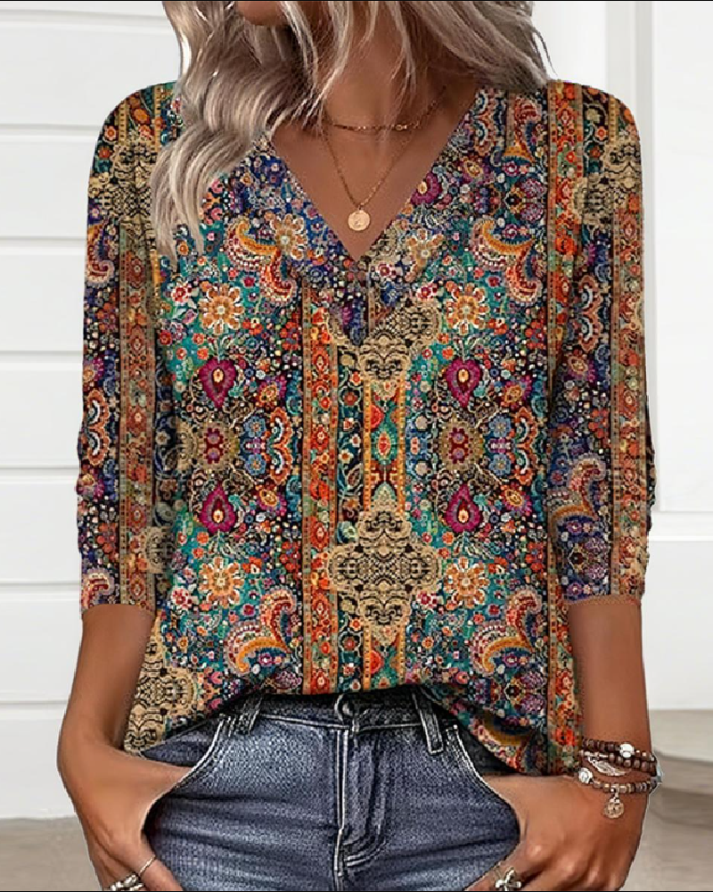 Tabbs | Ρετρό Εμπριμέ Μπλούζα με V Λαιμόκοψη (Retro Printed Blouse V-Neck)