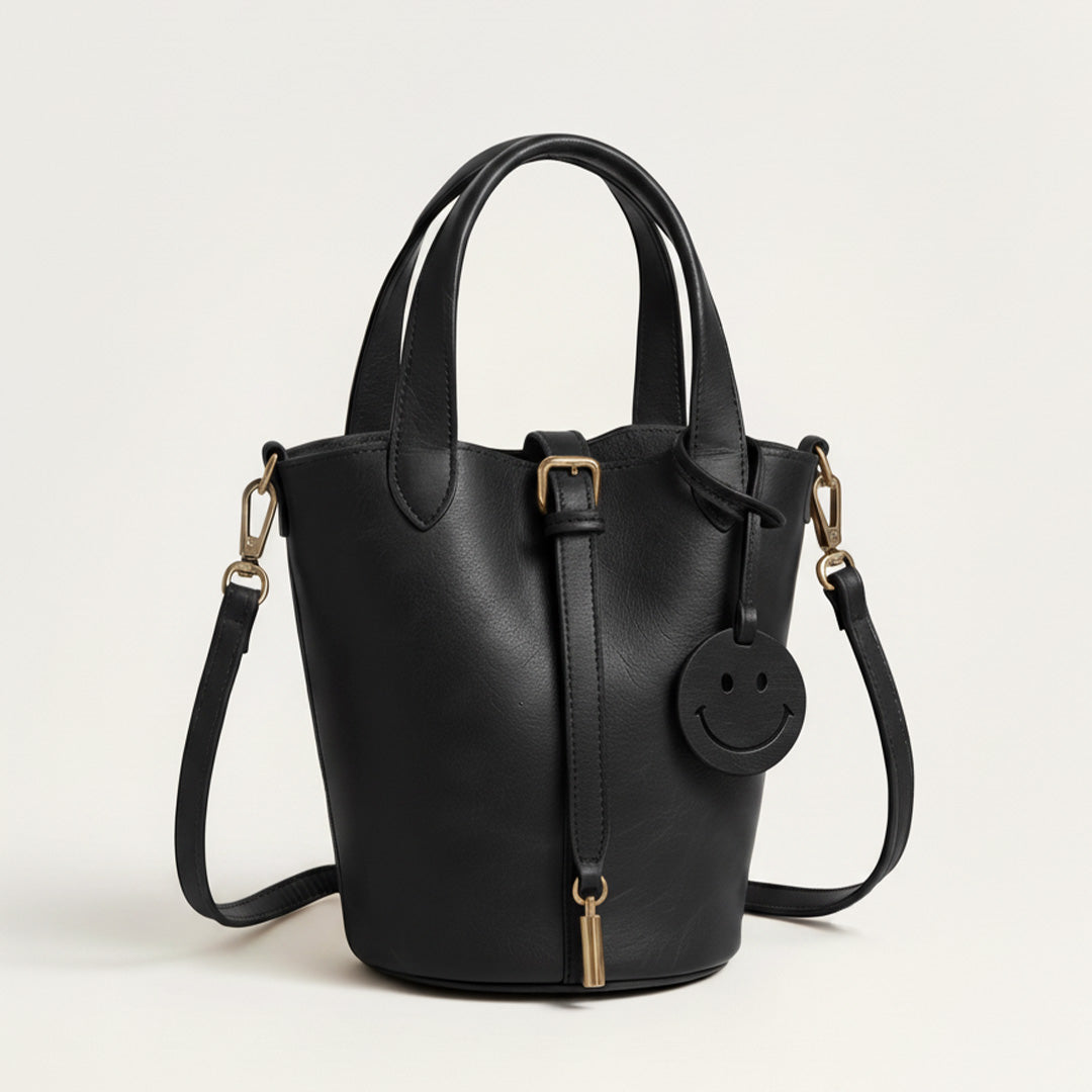 Clara | Δερμάτινη Τσάντα Smile (Leather Smile Bag)
